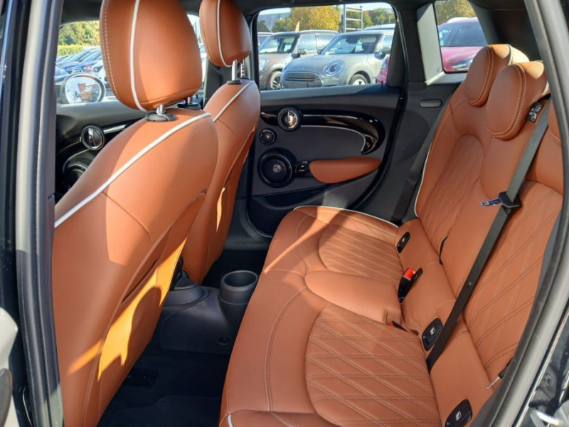 Photo 38 de l'offre de MINI MINI III (F56) NEW 1.5i 136 BVA7 COOPER 5P CUIR TOE Camera Key Less HUD Hifi... à 29490€ chez Mérignac auto