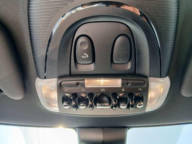 Photo 34 de l'offre de MINI MINI III (F56) NEW 1.5i 136 BVA7 COOPER 5P CUIR TOE Camera Key Less HUD Hifi... à 29490€ chez Mérignac auto
