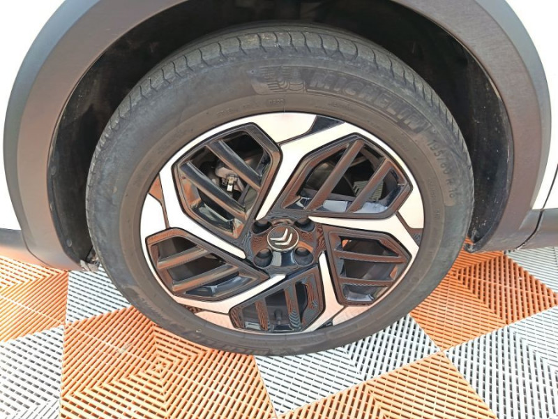 Photo 19 de l'offre de CITROEN C4 1.5 BlueHDI 130 EAT8 SHINE GPS à 21450€ chez Mérignac auto