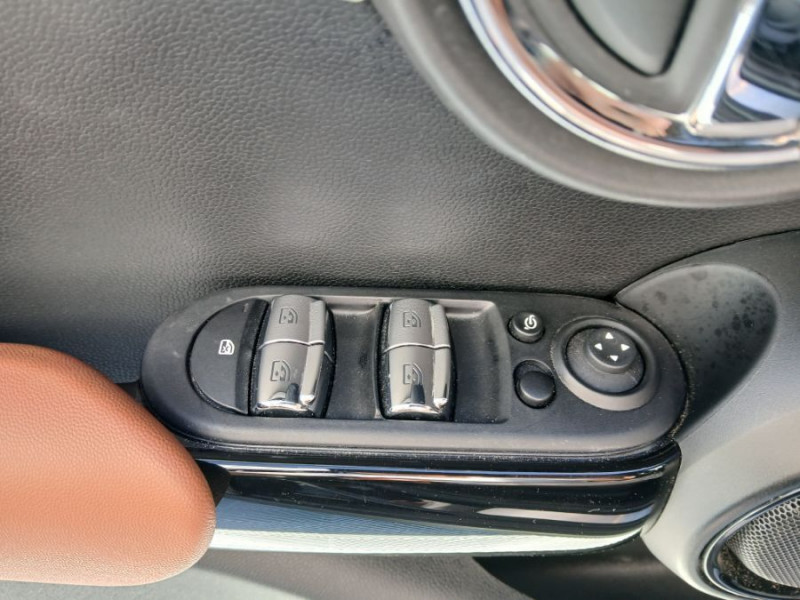 Photo 33 de l'offre de MINI MINI III (F56) NEW 1.5i 136 BVA7 COOPER 5P CUIR TOE Camera Key Less HUD Hifi... à 29490€ chez Mérignac auto