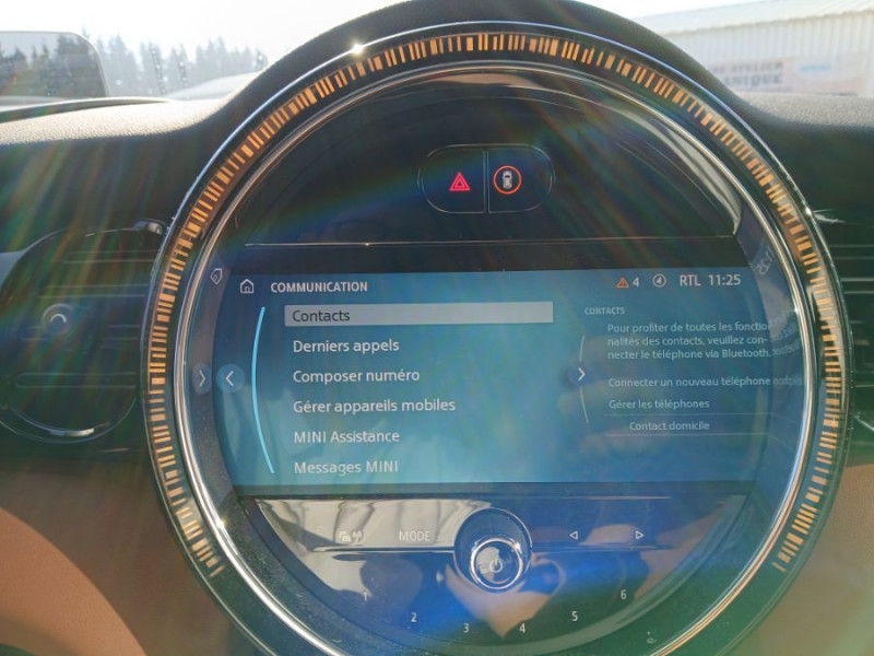 Photo 25 de l'offre de MINI MINI III (F56) NEW 1.5i 136 BVA7 COOPER 5P CUIR TOE Camera Key Less HUD Hifi... à 29490€ chez Mérignac auto