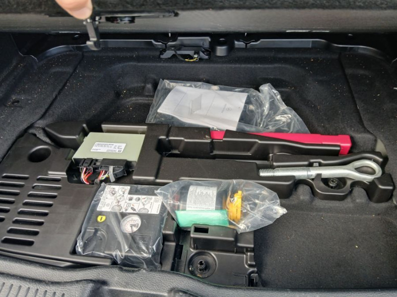 Photo 45 de l'offre de VOLKSWAGEN PASSAT SW VIII 2.0 TDI 150 DSG7 STYLE BUSINESS GPS Radars ACC Hayon EL. 1ère Main à 28450€ chez Mérignac auto