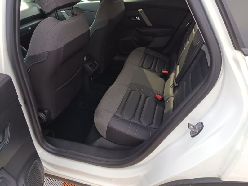 Photo 15 de l'offre de CITROEN C4 1.5 BlueHDI 130 EAT8 SHINE GPS à 21450€ chez Mérignac auto