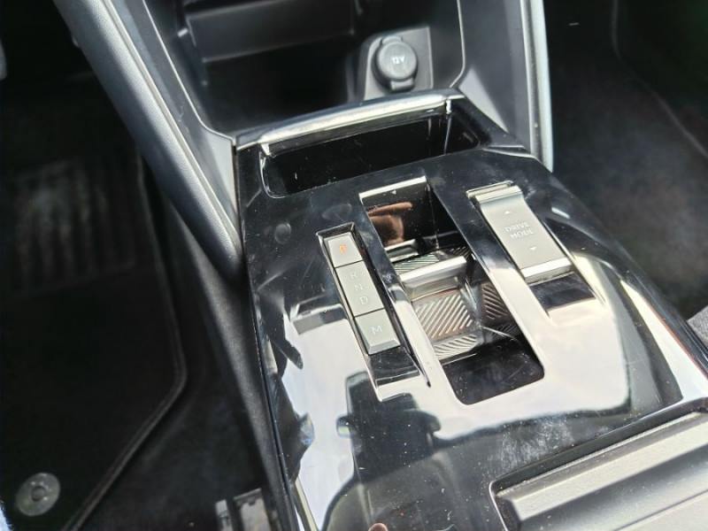 Photo 25 de l'offre de CITROEN C4 1.5 BlueHDI 130 EAT8 SHINE GPS à 21450€ chez Mérignac auto