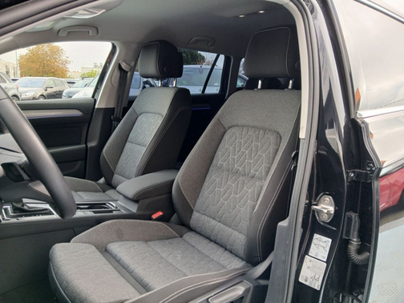 Photo 5 de l'offre de VOLKSWAGEN PASSAT SW VIII 2.0 TDI 150 DSG7 STYLE BUSINESS GPS Radars ACC Hayon EL. 1ère Main à 28450€ chez Mérignac auto