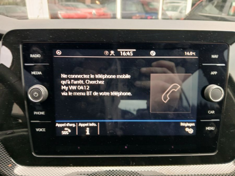 Photo 24 de l'offre de VOLKSWAGEN T-CROSS 1.0 TSI 116 DSG7 PACK JA17 08/25 Key Less Camera Radars RER Privacy Glass à 26950€ chez Mérignac auto