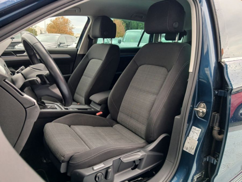 Photo 5 de l'offre de VOLKSWAGEN PASSAT SW VIII 1.6 TDI 120 DSG7 STYLE BUSINESS GPS Radars ACC Hayon EL. 1ère Main à 23480€ chez Mérignac auto