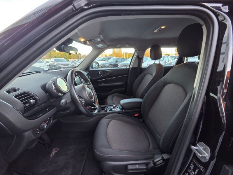 Photo 9 de l'offre de MINI CLUBMAN III ONE 102 BVA GPS Radars JA17 LED SC à 18490€ chez Mérignac auto