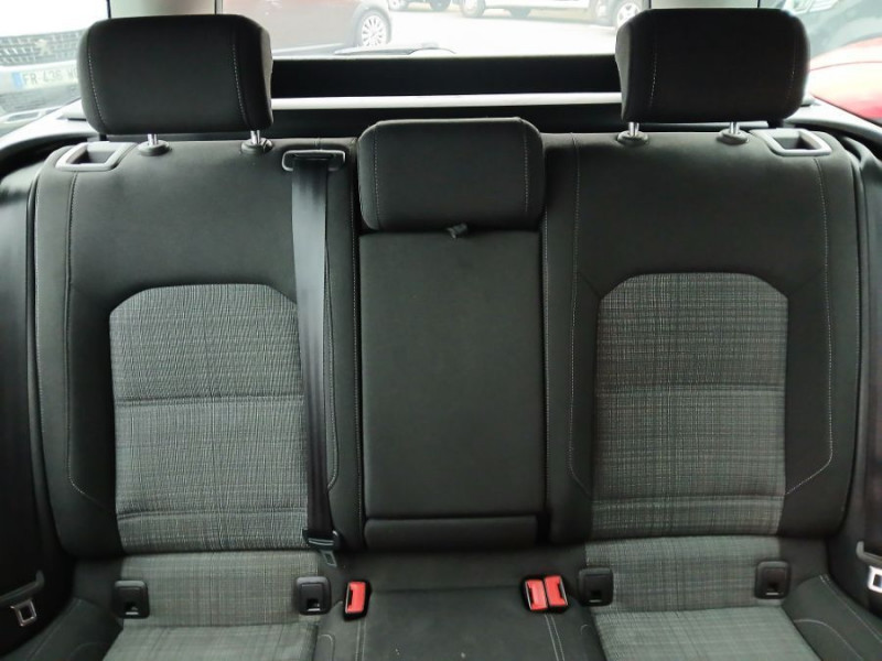 Photo 40 de l'offre de VOLKSWAGEN PASSAT SW VIII 1.6 TDI 120 DSG7 STYLE BUSINESS GPS Radars ACC Hayon EL. 1ère Main à 23480€ chez Mérignac auto