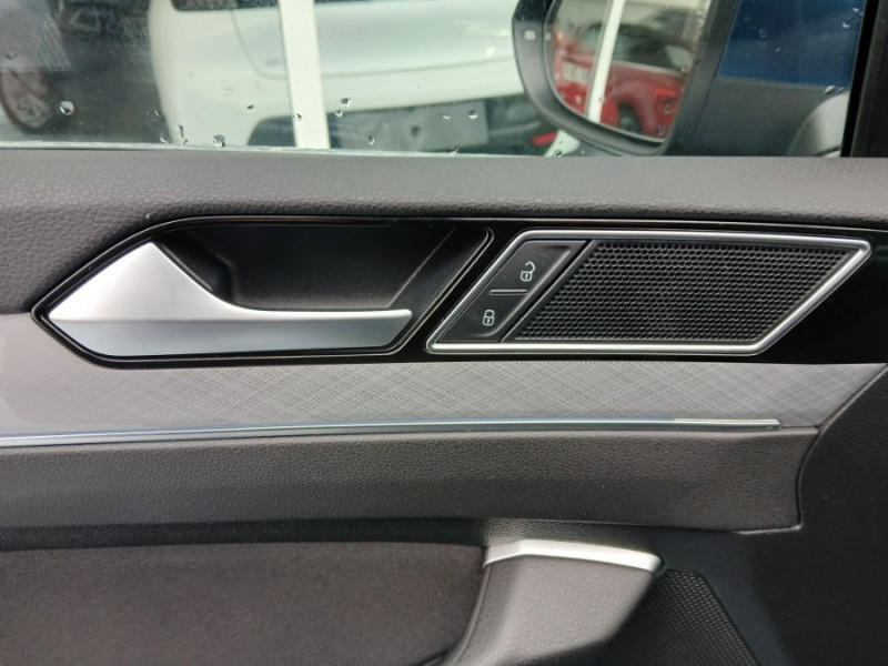 Photo 30 de l'offre de VOLKSWAGEN PASSAT SW VIII 1.6 TDI 120 DSG7 STYLE BUSINESS GPS Radars ACC Hayon EL. 1ère Main à 23480€ chez Mérignac auto