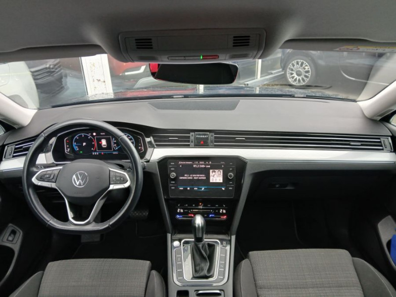 Photo 4 de l'offre de VOLKSWAGEN PASSAT SW VIII 1.6 TDI 120 DSG7 STYLE BUSINESS GPS Radars ACC Hayon EL. 1ère Main à 23480€ chez Mérignac auto