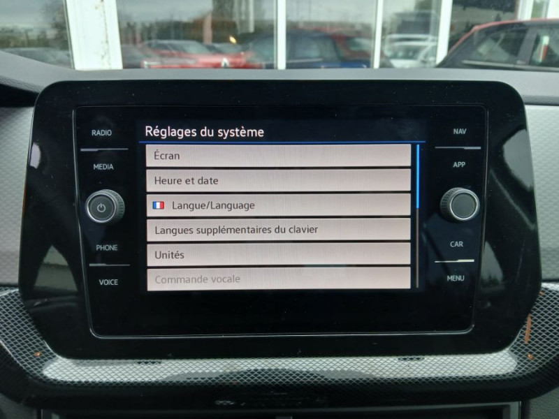 Photo 25 de l'offre de VOLKSWAGEN T-CROSS 1.0 TSI 116 DSG7 PACK JA17 08/25 Key Less Camera Radars RER Privacy Glass à 26950€ chez Mérignac auto