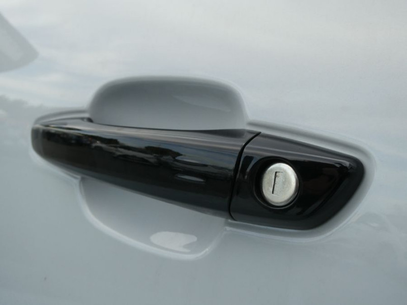 Photo 38 de l'offre de CITROEN C5 AIRCROSS NEW (2) 1.5 BlueHDi 130 EAT8 MAX Bi Ton à 29950€ chez Mérignac auto