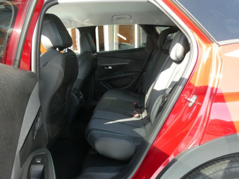 Photo 15 de l'offre de PEUGEOT 3008 II (2) 1.5 BlueHDi 130 EAT8 ALLURE PACK Hayon EL. ACC Camera à 25450€ chez Mérignac auto