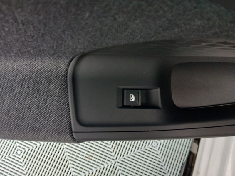 Photo 44 de l'offre de AUDI A5 AVANT III 2.0 TDI 204 S Tronic 7 S LINE Pack Tech Plus Matrix 2 Ecrans à 53990€ chez Mérignac auto