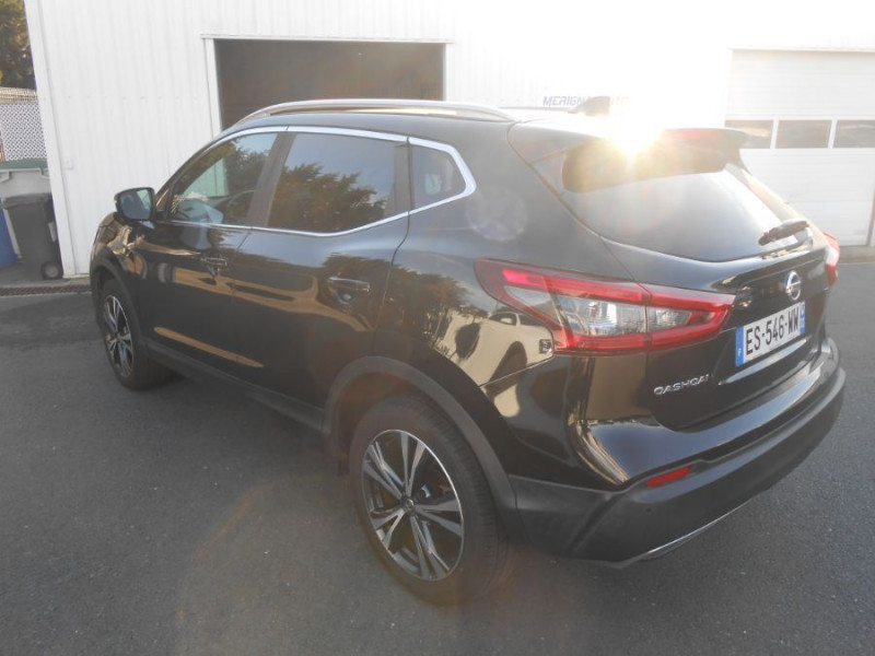 Photo 10 de l'offre de NISSAN QASHQAI 1.2 DIG-T 115 BVM6 N-CONNECTA Toit Pano Cam. 360° à 14450€ chez Mérignac auto