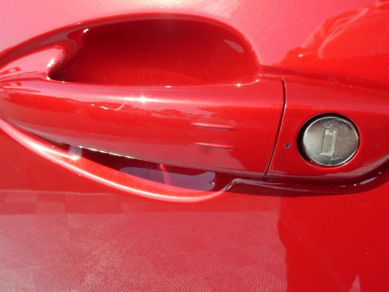 Photo 40 de l'offre de PEUGEOT 3008 II (2) 1.5 BlueHDi 130 EAT8 ALLURE PACK Hayon EL. ACC Camera à 25450€ chez Mérignac auto