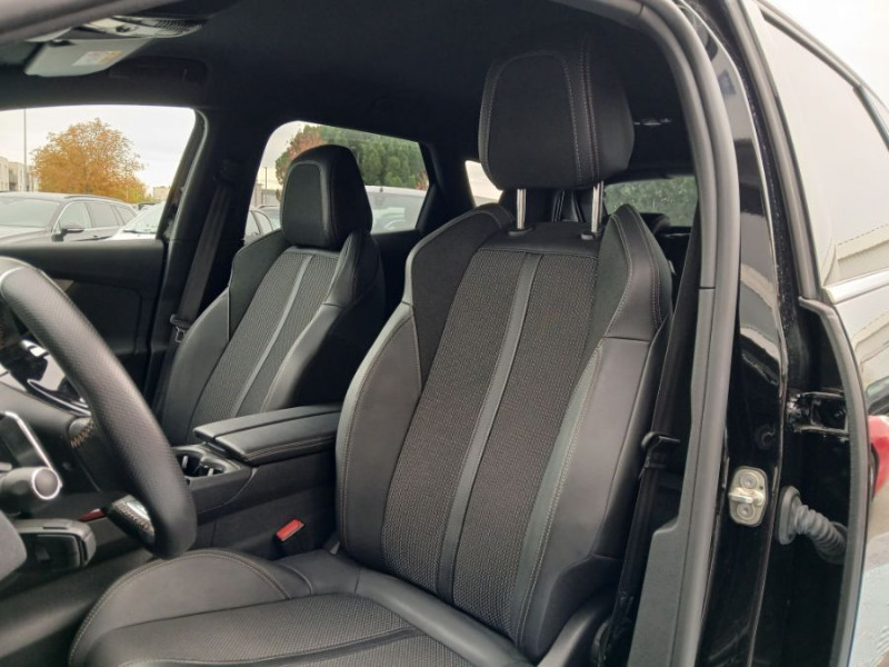 Photo 5 de l'offre de PEUGEOT 3008 II (2) 1.5 BlueHDi 130 EAT8 GT Camera 360° à 30450€ chez Mérignac auto