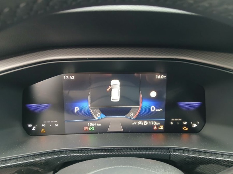 Photo 17 de l'offre de VOLKSWAGEN T-CROSS 1.0 TSI 116 DSG7 PACK JA17 08/25 Key Less Camera Radars RER Privacy Glass à 26950€ chez Mérignac auto