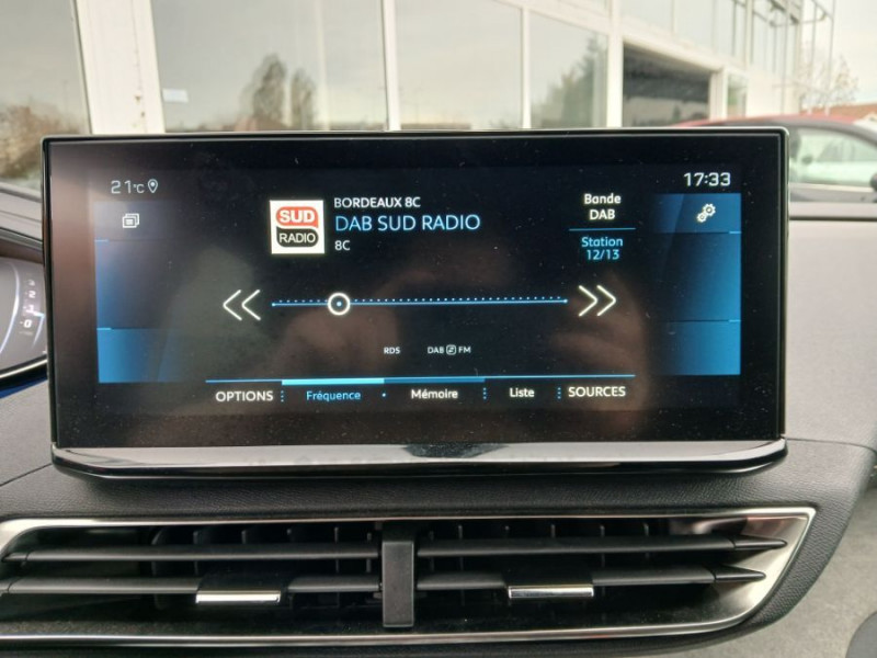 Photo 18 de l'offre de PEUGEOT 3008 II (2) 1.5 BlueHDi 130 EAT8 GT Camera 360° à 30450€ chez Mérignac auto
