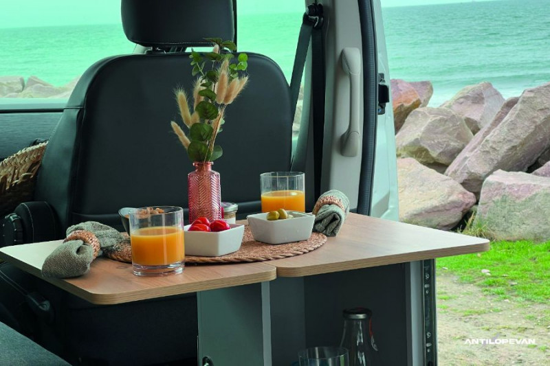 Photo 30 de l'offre de RENAULT TRAFIC VAN ANTILOPE VAN Aménagé FLEX PLUS 2.0 DCi 130 BVM6 L1 PK Confort 4PL Attel+Pte Vélo DISPO à 56000€ chez Mérignac auto