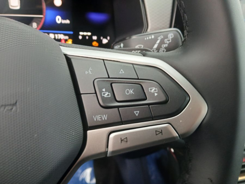 Photo 19 de l'offre de VOLKSWAGEN T-CROSS 1.0 TSI 116 DSG7 PACK JA17 08/25 Key Less Camera Radars RER Privacy Glass à 26950€ chez Mérignac auto