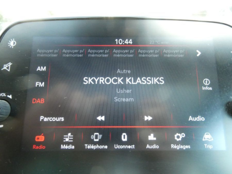 Photo 17 de l'offre de FIAT 500 1.0 70 BVM6 HYBRID DOLCEVITA Toit Pano CarPlay 7" à 13450€ chez Mérignac auto