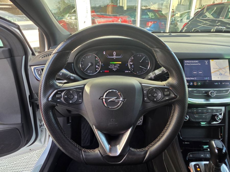 Photo 4 de l'offre de OPEL ASTRA V 1.5 TURBO D 122 BVA9 ULTIMATE Mi CUIR JA18 Options... à 16990€ chez Mérignac auto