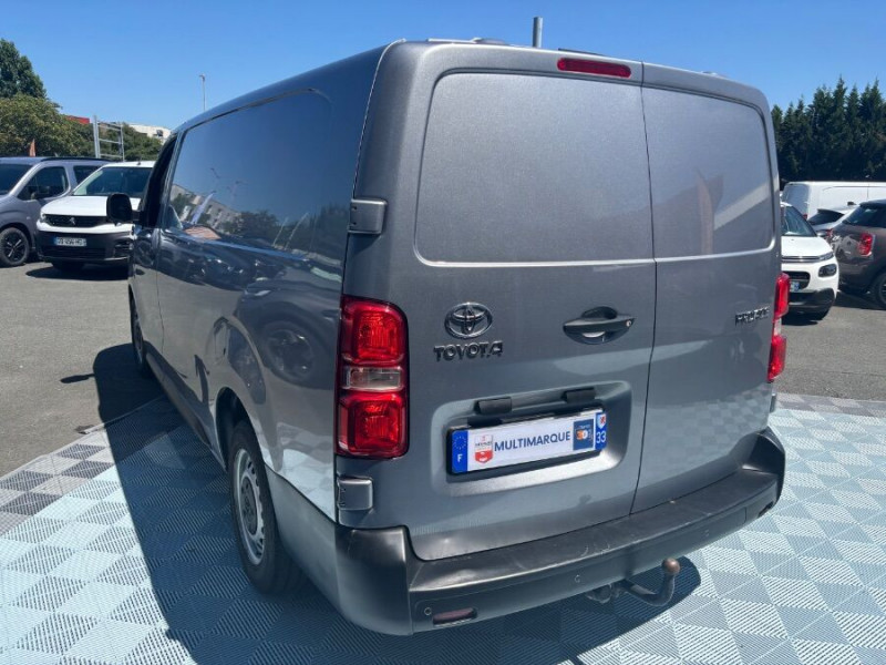 Photo 11 de l'offre de TOYOTA PROACE VAN 2.0 D-4D 140 BVM6 L2 VX Attel. 21450.H.T. à 21450€ chez Mérignac auto