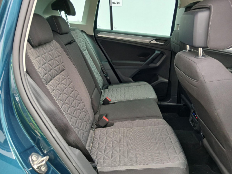 Photo 4 de l'offre de VOLKSWAGEN TIGUAN II (2) 2.0 TDI 150 DSG 2WD PACK GPS ACC 1ère Main à 29490€ chez Mérignac auto