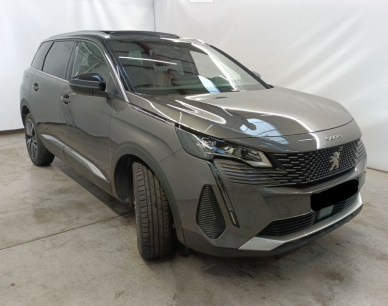 Photo 2 de l'offre de PEUGEOT 5008 II 1.5 BlueHDi 130 EAT8 GT PACK Full CUIR TOE Hayon EL. 360° Hifi 7PL à 34500€ chez Mérignac auto