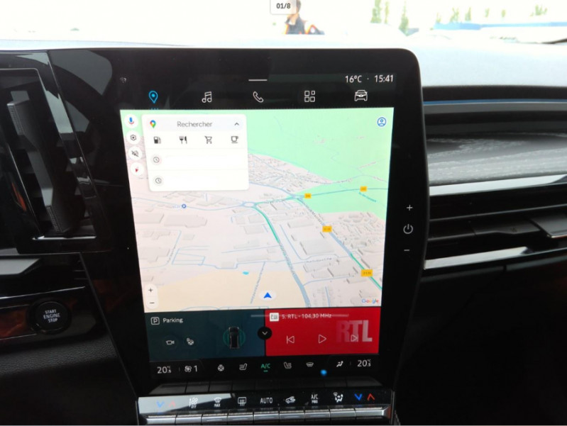 Photo 4 de l'offre de RENAULT AUSTRAL 1.2 E-TECH 200 FULL HYBRID ICONIC TOIT Pano Hayon EL Cam 360° JA20p à 32450€ chez Mérignac auto