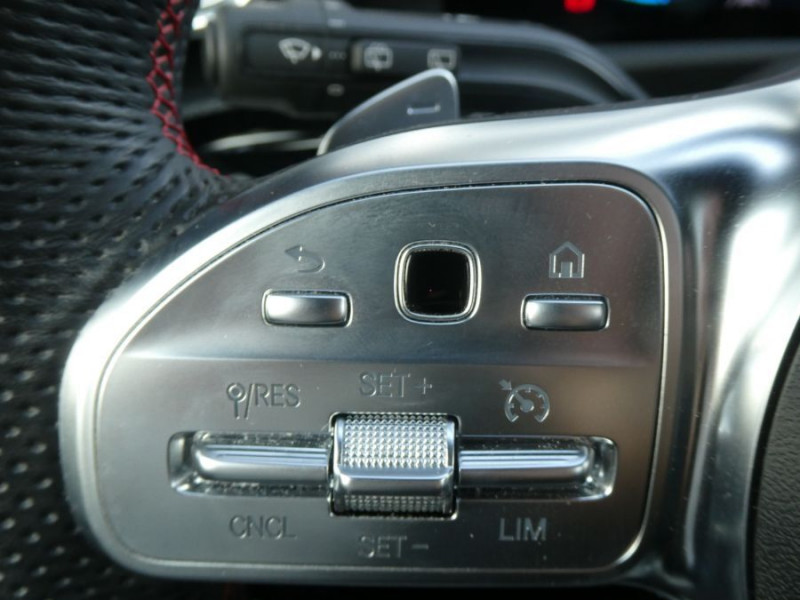 Photo 34 de l'offre de MERCEDES-BENZ CLASSE A IV 200D 150 8G-DCT 4MATIC AMG LINE Pack Premium Plus TOE 1ère Main à 32890€ chez Mérignac auto