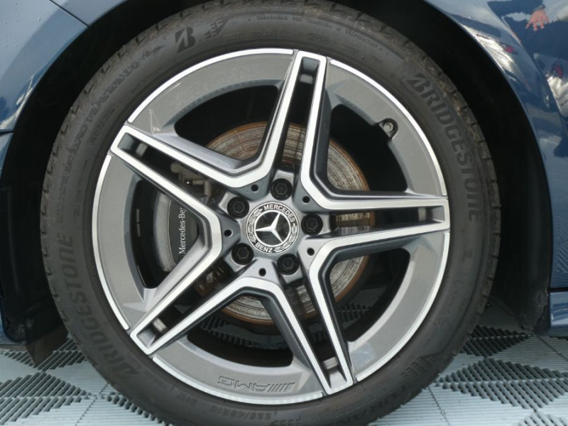 Photo 45 de l'offre de MERCEDES-BENZ CLASSE A IV 200D 150 8G-DCT 4MATIC AMG LINE Pack Premium Plus TOE 1ère Main à 32890€ chez Mérignac auto