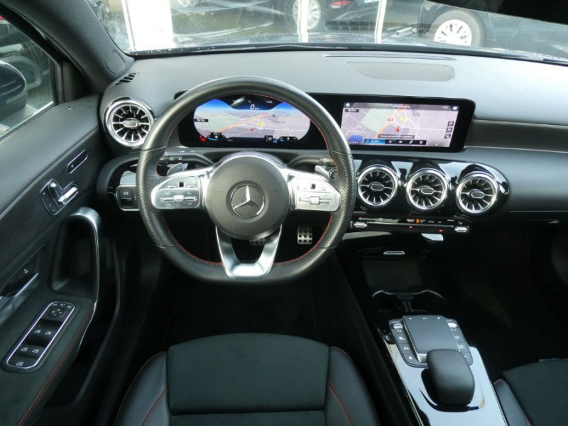 Photo 4 de l'offre de MERCEDES-BENZ CLASSE A IV 200D 150 8G-DCT 4MATIC AMG LINE Pack Premium Plus TOE 1ère Main à 32890€ chez Mérignac auto