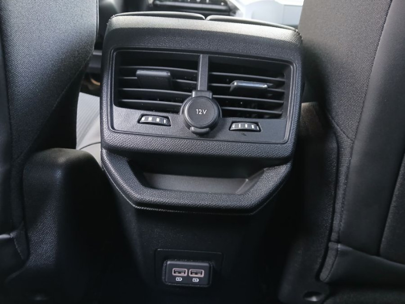 Photo 32 de l'offre de PEUGEOT 3008 II (2) 1.5 BlueHDi 130 EAT8 GT Camera ACC ADML à 27450€ chez Mérignac auto