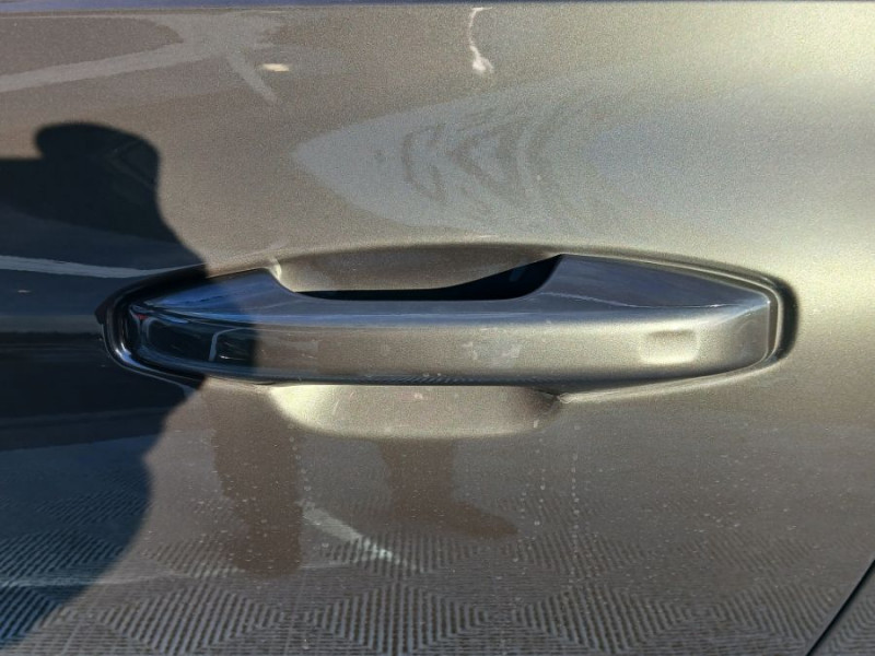 Photo 38 de l'offre de VOLVO V60 B3 2.0 163cv Geartronic MOMENTUM CUIR Hayon EL. SC Hifi Key Less 1ère Main à 30950€ chez Mérignac auto