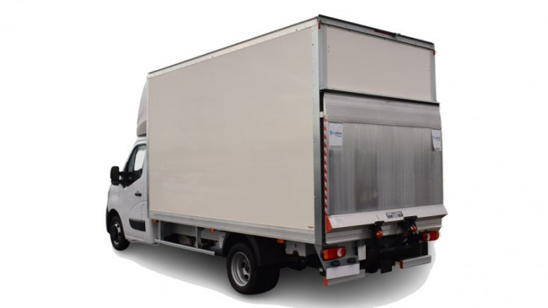 Photo 2 de l'offre de RENAULT MASTER L4 CAMION 20M3 Blue dCi 165 BVM6 3.5T Propulsion RJ HAYON Elect. 681€ HT/M à 41900€ chez Mérignac auto