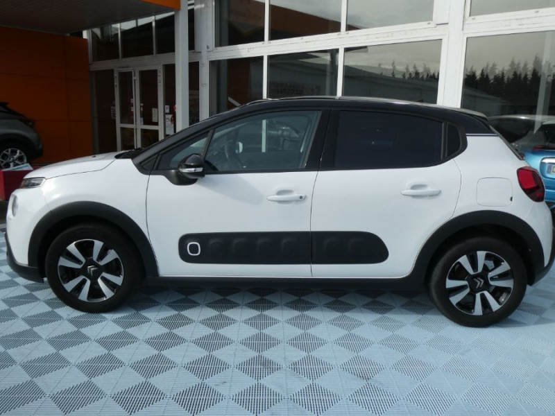Photo 11 de l'offre de CITROEN C3 III 1.2 PureTech 82 SHINE CarPlay SC TOIT Pano JA16 à 10650€ chez Mérignac auto