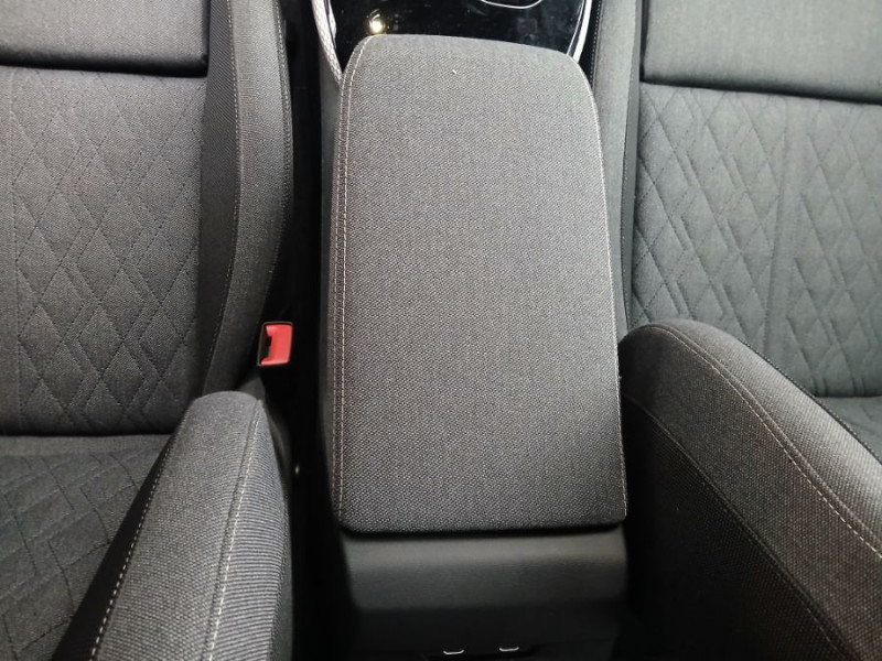 Photo 39 de l'offre de AUDI A5 AVANT III 2.0 TDI 204 S Tronic 7 S LINE Pack Tech Plus Matrix 2 Ecrans à 53990€ chez Mérignac auto