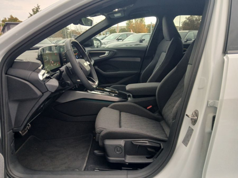 Photo 15 de l'offre de AUDI A5 AVANT III 2.0 TDI 204 S Tronic 7 S LINE Pack Tech Plus Matrix 2 Ecrans à 53990€ chez Mérignac auto