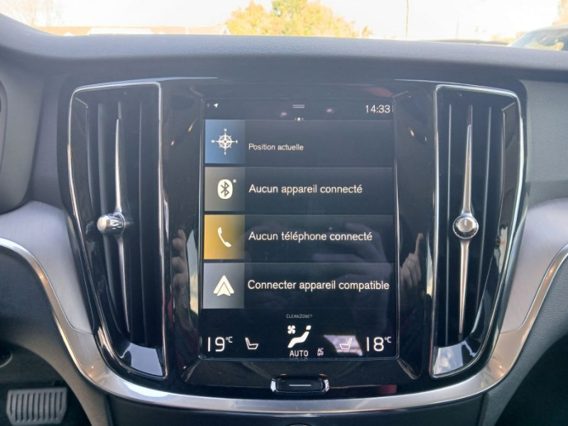 Photo 27 de l'offre de VOLVO V60 B3 2.0 163cv Geartronic MOMENTUM CUIR Hayon EL. SC Hifi Key Less 1ère Main à 30950€ chez Mérignac auto