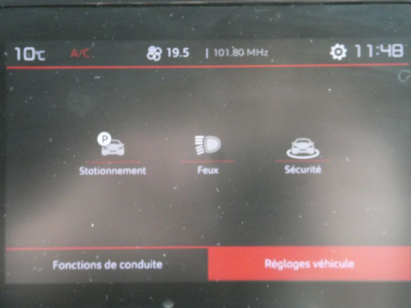 Photo 23 de l'offre de CITROEN C3 III 1.2 PureTech 82 SHINE CarPlay SC TOIT Pano JA16 à 10650€ chez Mérignac auto