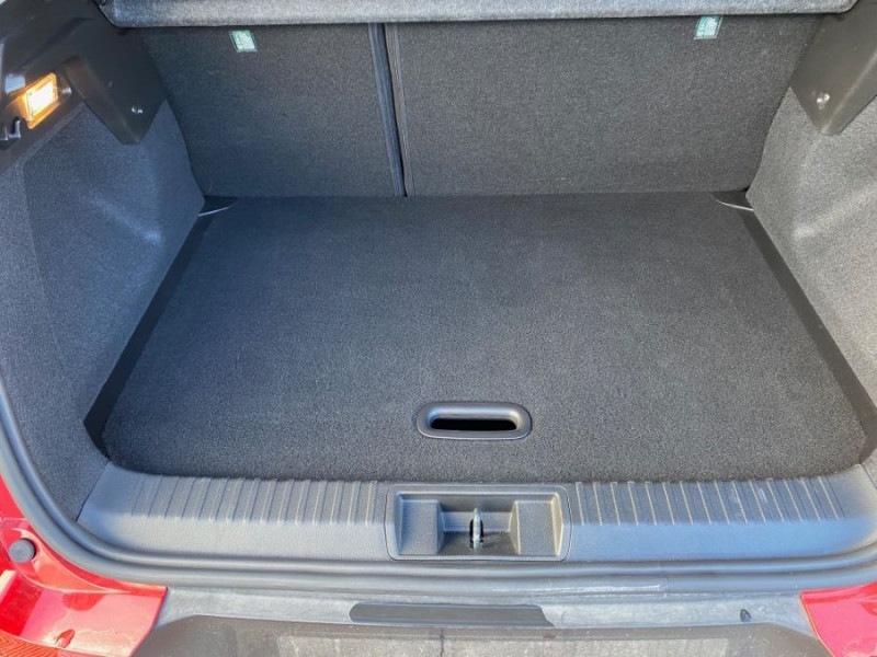 Photo 20 de l'offre de RENAULT CAPTUR II 1.3 MILD HYBRID 140 MHEV EDC6 TECHNO Camera 360° Radars Key Less à 23950€ chez Mérignac auto