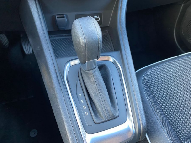 Photo 22 de l'offre de RENAULT CAPTUR II 1.3 MILD HYBRID 140 MHEV EDC6 TECHNO Camera 360° Radars Key Less à 23950€ chez Mérignac auto