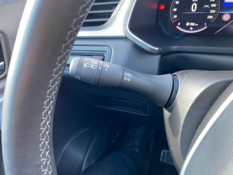 Photo 24 de l'offre de RENAULT CAPTUR II 1.3 MILD HYBRID 140 MHEV EDC6 TECHNO Camera 360° Radars Key Less à 23950€ chez Mérignac auto