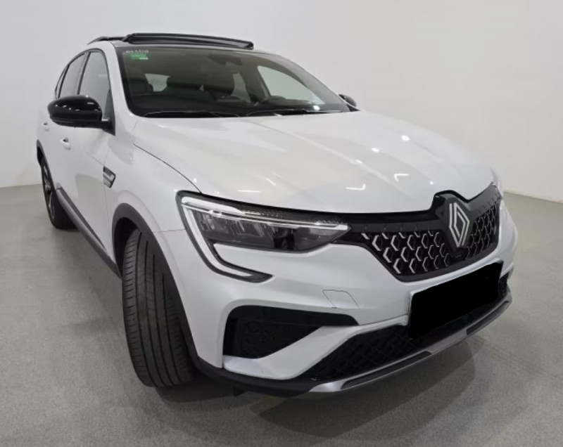 Photo 9 de l'offre de RENAULT ARKANA 1.6 E-TECH 145 BVA HYBRIDE TECHNO RS TOIT Ouvrant GPS 9.3" JA18 à 23950€ chez Mérignac auto