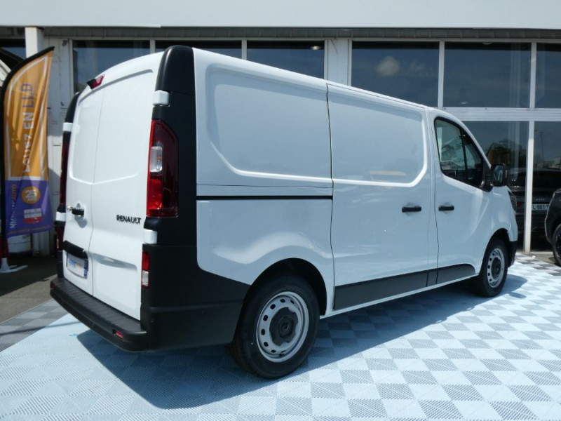 Photo 12 de l'offre de RENAULT TRAFIC L1H1 2.0 Blue dCi 150 BVA 2.8T GRAND CONFORT GPS Camera 458€ HT/Mois à 28750€ chez Mérignac auto