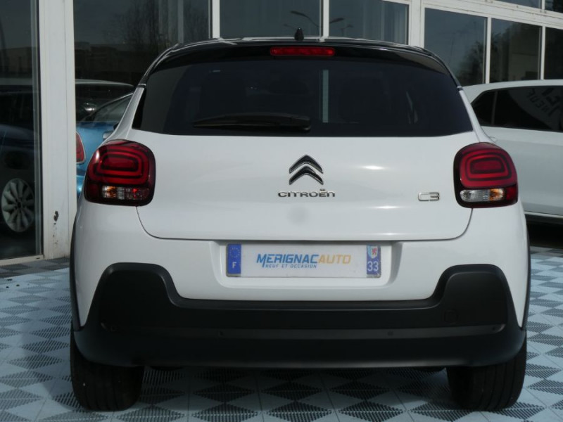 Photo 10 de l'offre de CITROEN C3 III 1.2 PureTech 82 SHINE CarPlay SC TOIT Pano JA16 à 10650€ chez Mérignac auto
