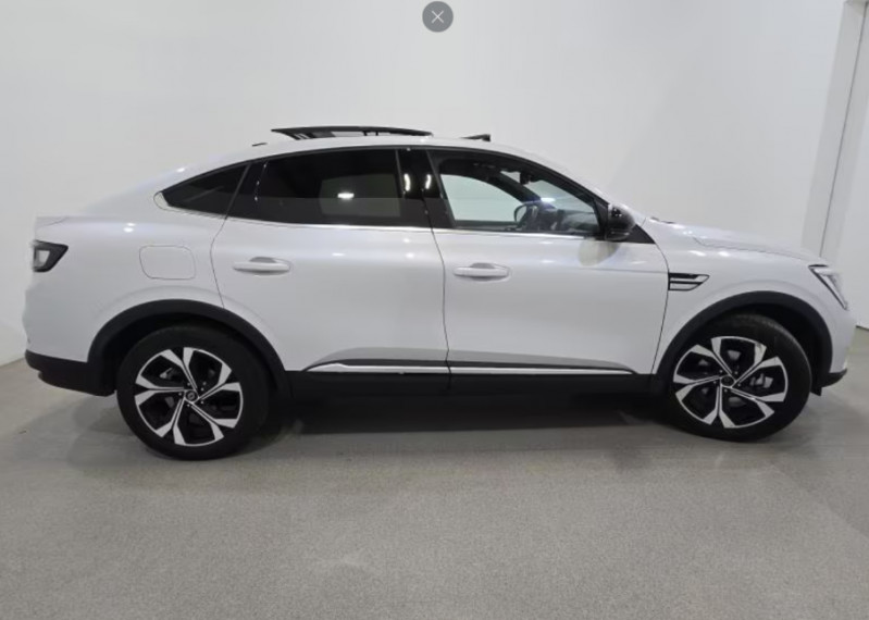 Photo 10 de l'offre de RENAULT ARKANA 1.6 E-TECH 145 BVA HYBRIDE TECHNO RS TOIT Ouvrant GPS 9.3" JA18 à 23950€ chez Mérignac auto
